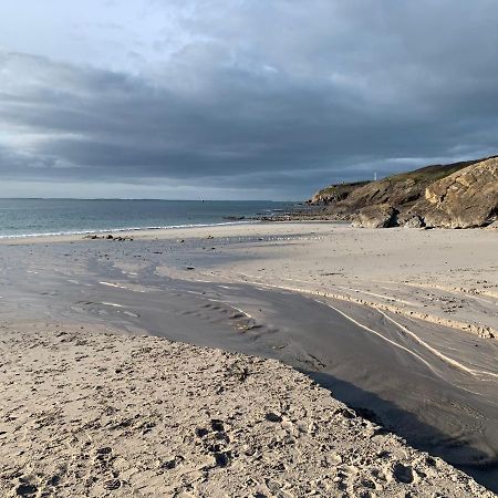 Pied A Terre Pour Des Vacances Au Bord De La Mer Le Conquet Luaran gambar