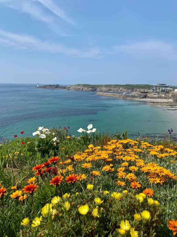 Pied A Terre Pour Des Vacances Au Bord De La Mer Le Conquet Luaran gambar