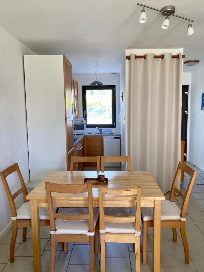 Pied A Terre Pour Des Vacances Au Bord De La Mer Le Conquet Luaran gambar