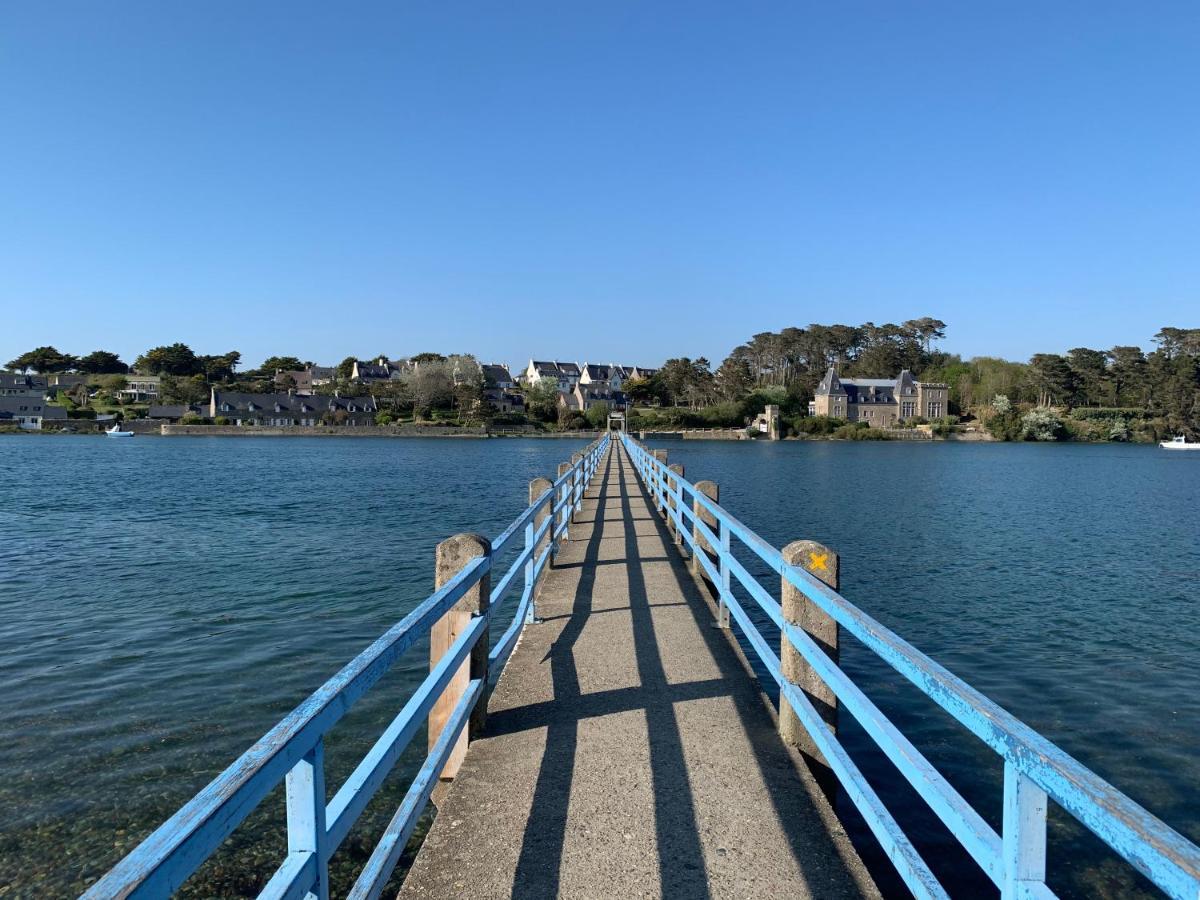 Pied A Terre Pour Des Vacances Au Bord De La Mer Le Conquet Luaran gambar