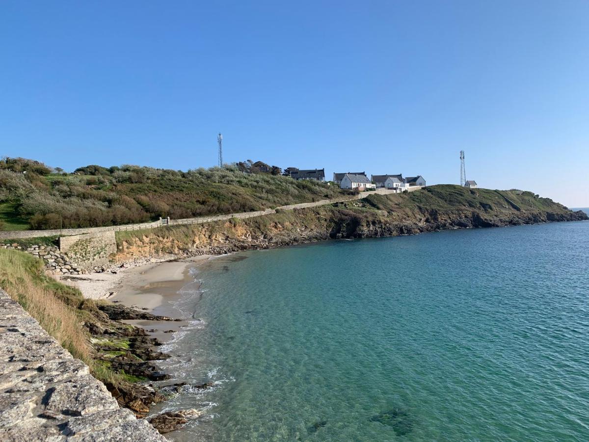 Pied A Terre Pour Des Vacances Au Bord De La Mer Le Conquet Luaran gambar